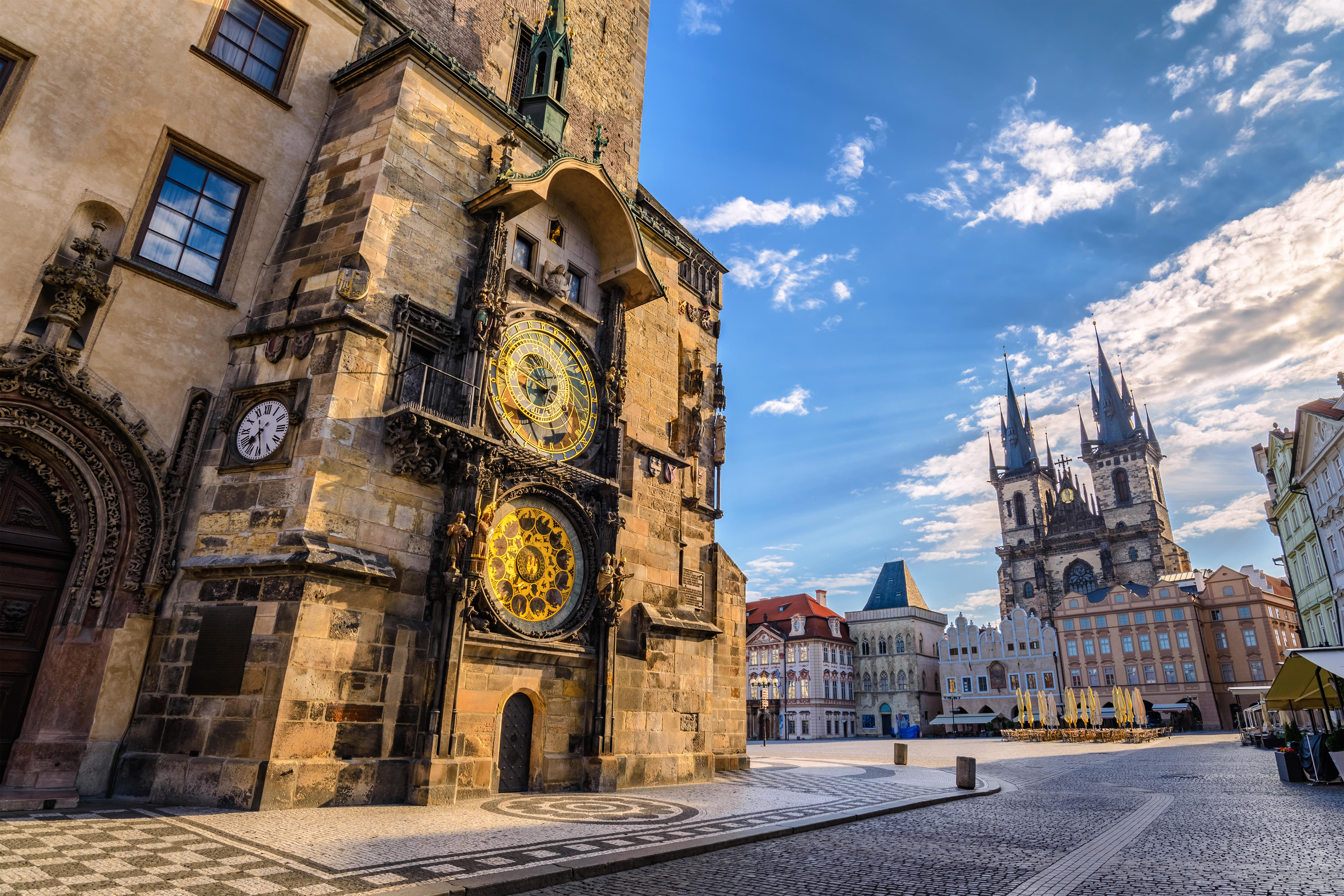 See the unique structure of Astronomical Clock Tower