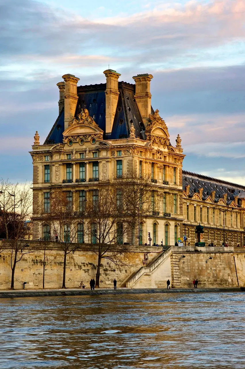 <em>Paris</em> Tour Packages From Pune 