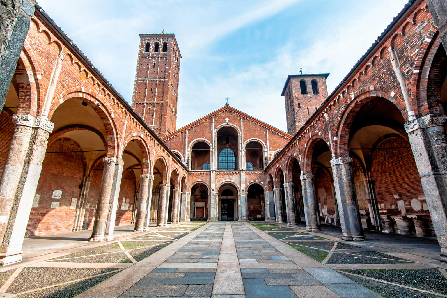 Basilica Di Sant'ambrogio, <em>Milan</em>
