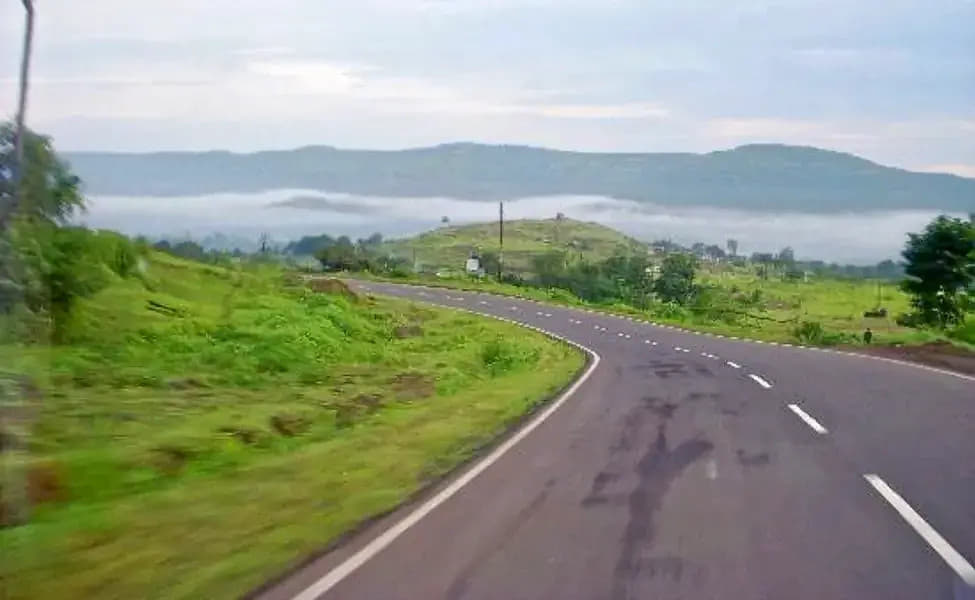 Car On Rent In Alibaug Image