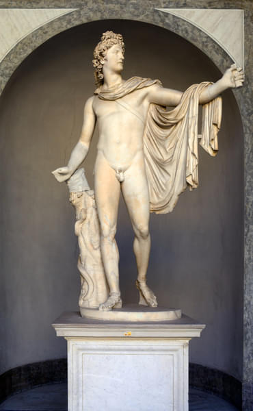 apollo statue in vatican museum 
