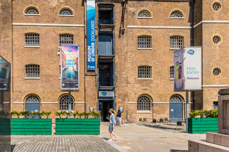 Visit Museum of Docklands
