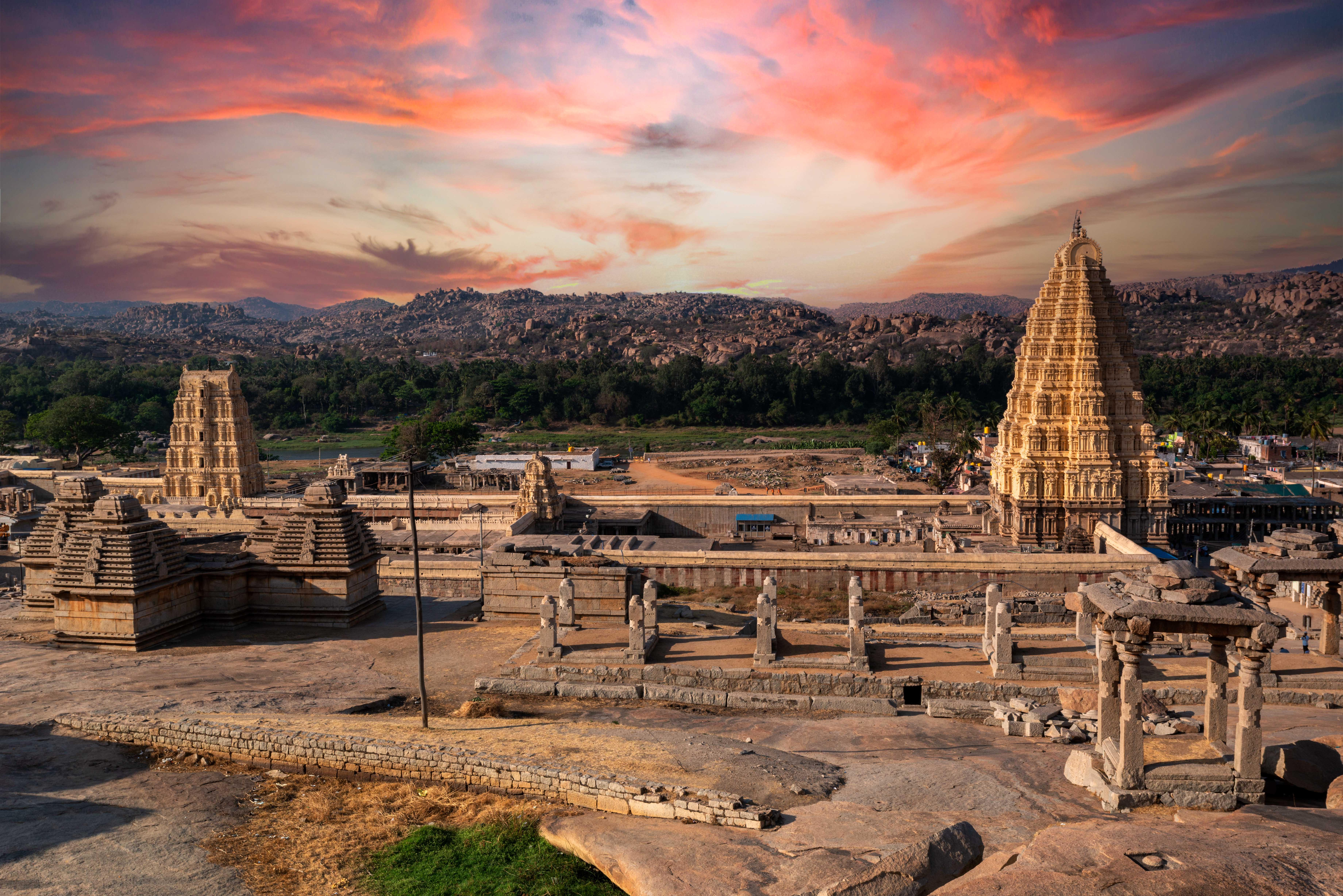 Stunning view of Shri Virupaksha Temple in Hampi