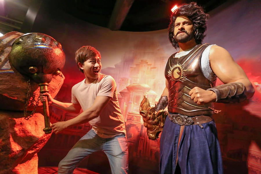 Live your Bahubali dream with the statue of Prabhas