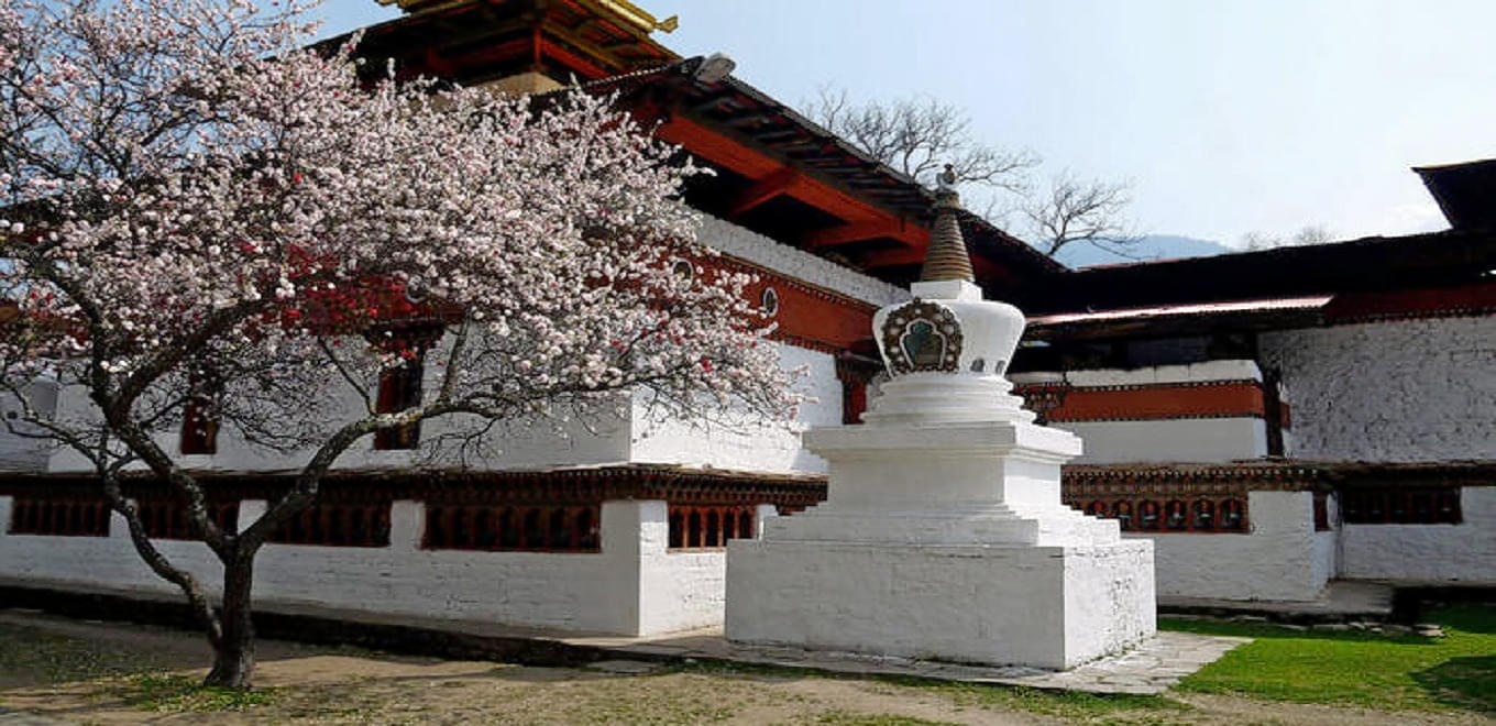 Pena Lhakhang  Overview