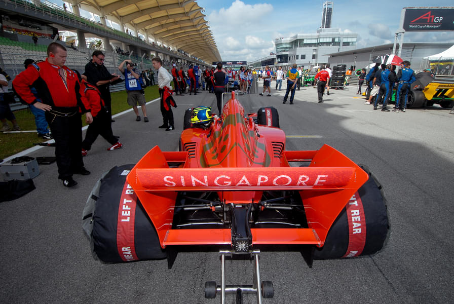 Gear up for the exciting F1 race in Singapore