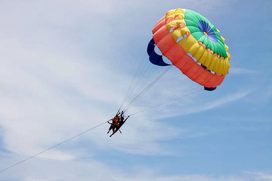 Parasailing In Pondicherry Image