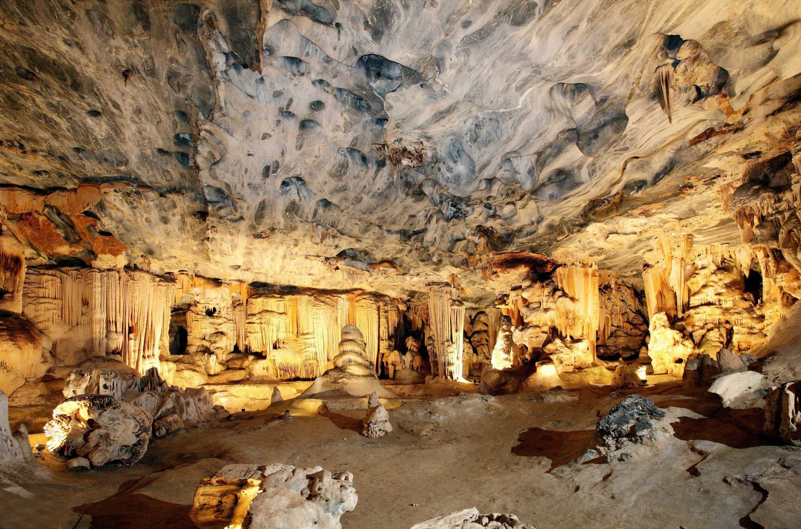 Cango Caves