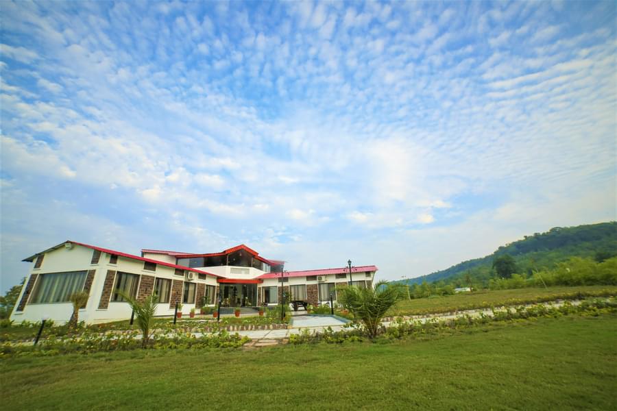  Aami Valley Resort Image
