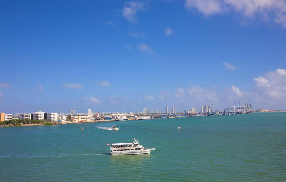 Biscayne Bay Boat Tour Image