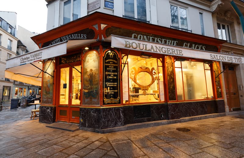 Cafes in Versailles Visit & Experience the Taste of Royalty