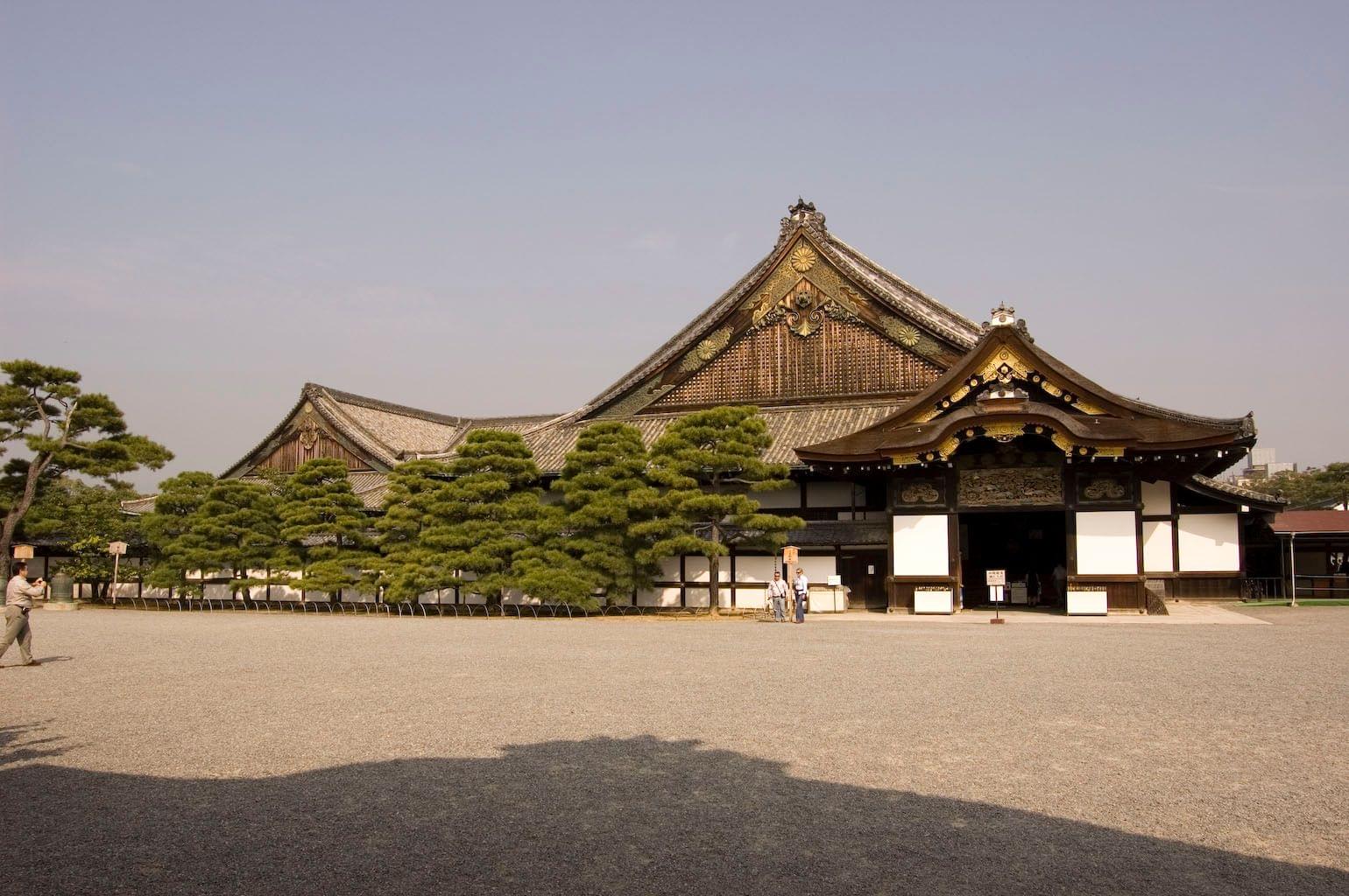 Nijo Castle Tour