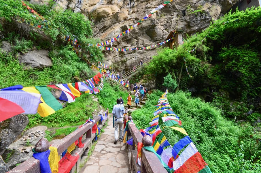 Vacation in Bhutan | FREE Excursion to Taktsang Image