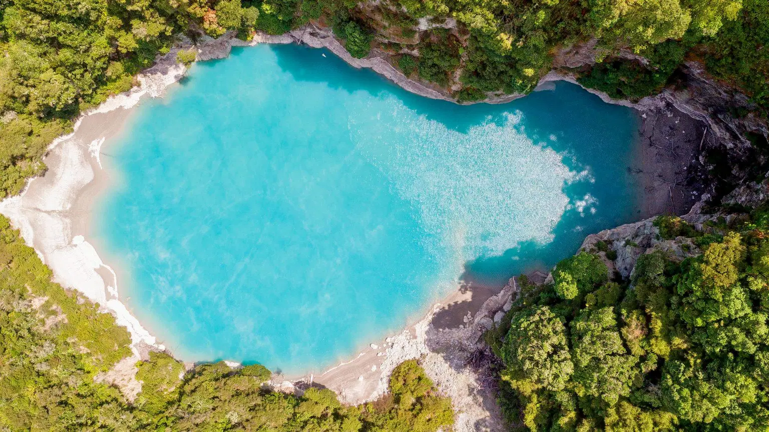 Waimangu Volcanic Valley