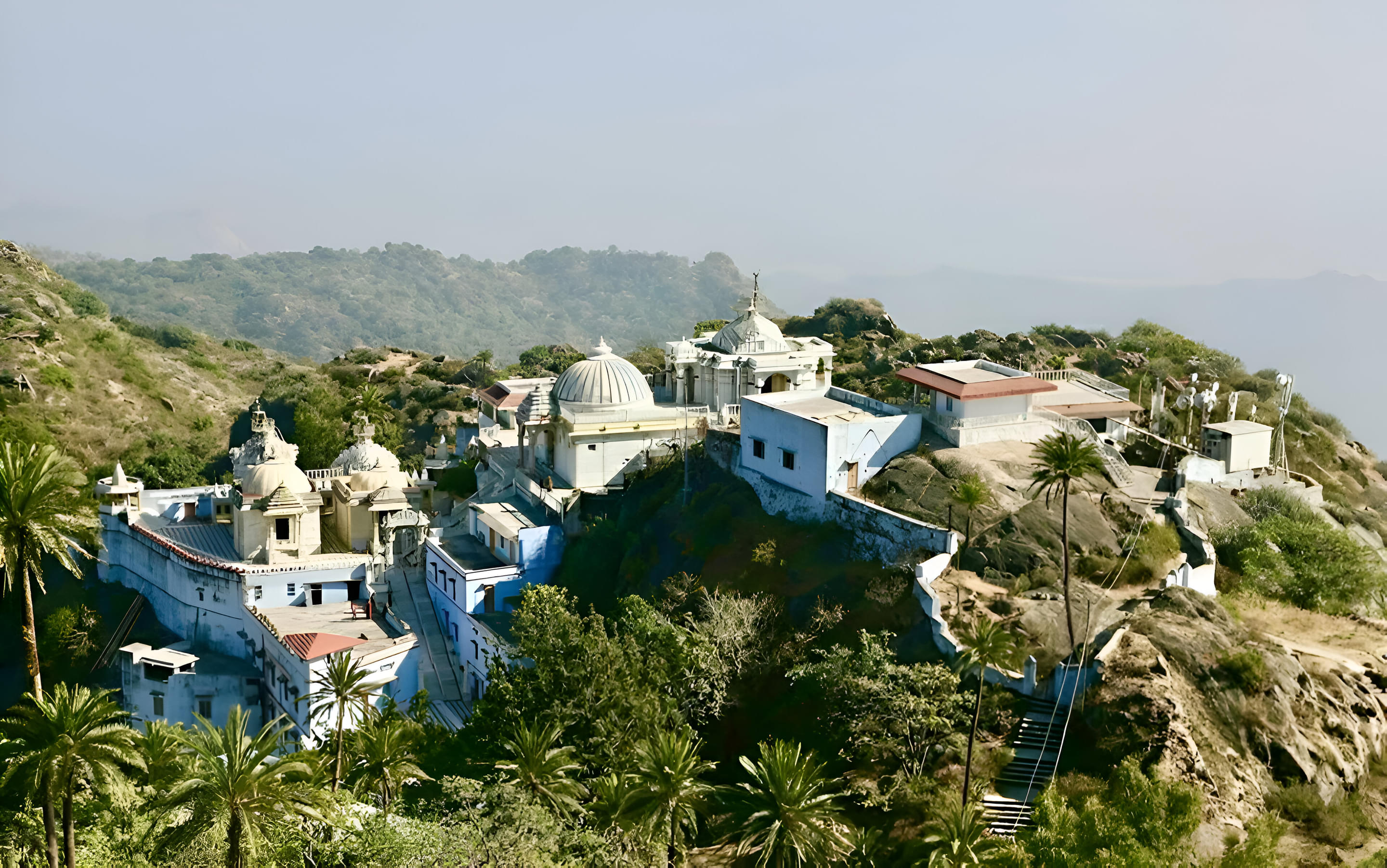 Achalgarh Fort  Overview