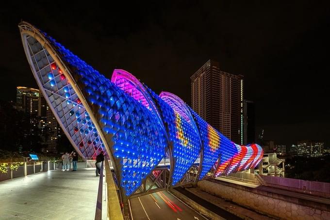 Saloma Bridge Link