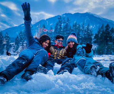 Group of tourists enjoying the snow