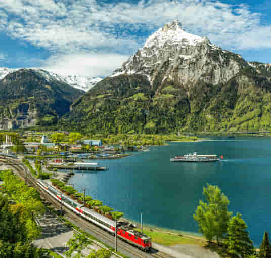 Soak-in the beauty of Switzerland, from snow-capped Alps to crystal-clear lakes