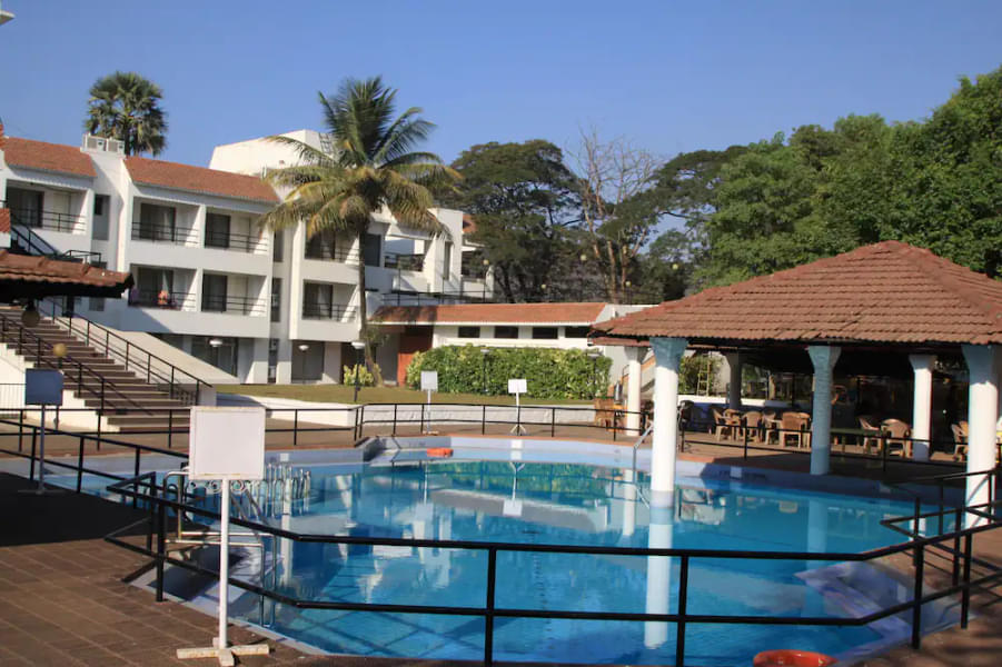 Chene Creek Resorts (Golden Valley Resort), Thane I Luxury Staycation Deal Image