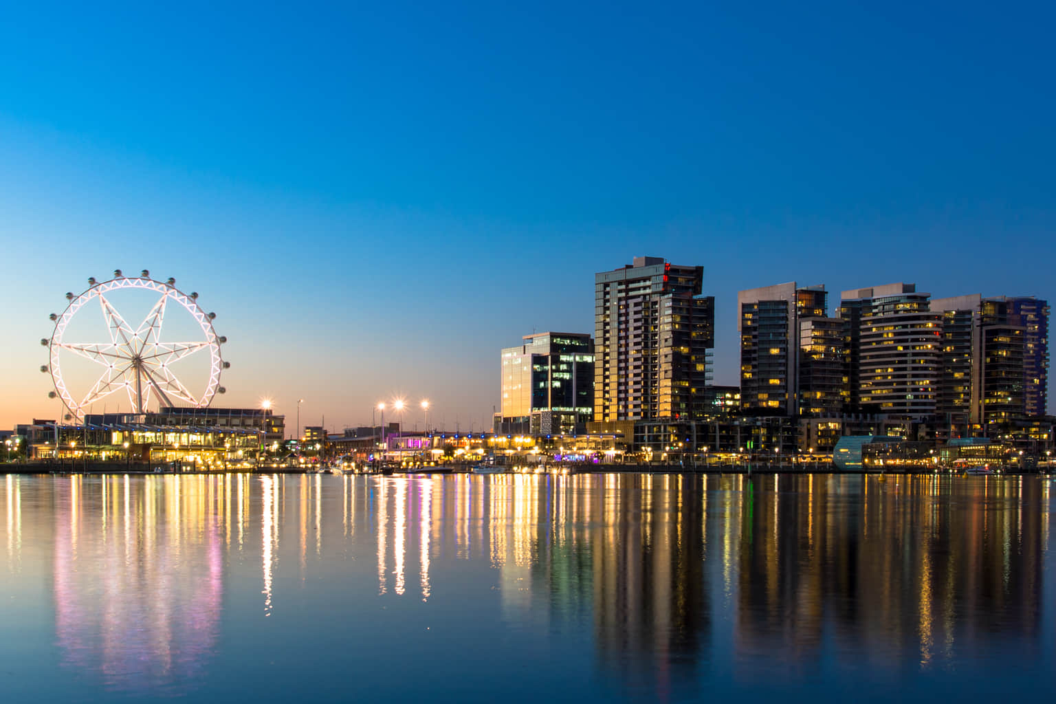 Melbourne Honeymoon Packages