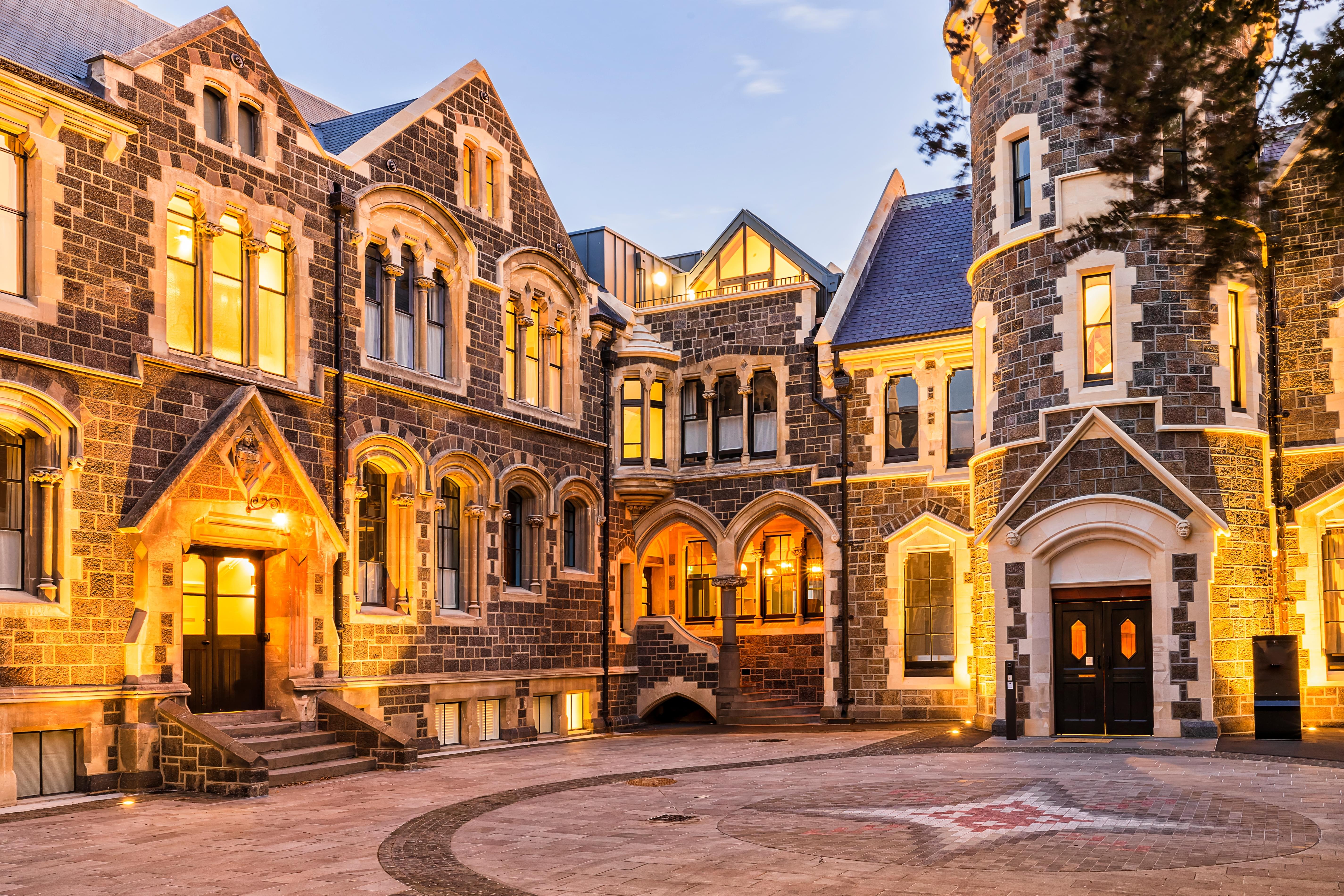Christchurch Tour Packages | Upto 50% Off May Mega SALE