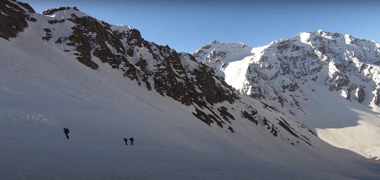 Trek to Buran Pass - The perfect trek of himalayas