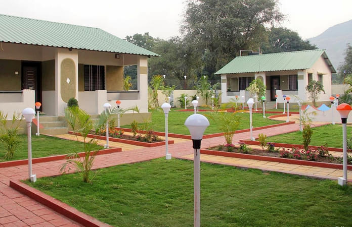 Gulmohar Resort, Panchgani will treat you with a serene stay