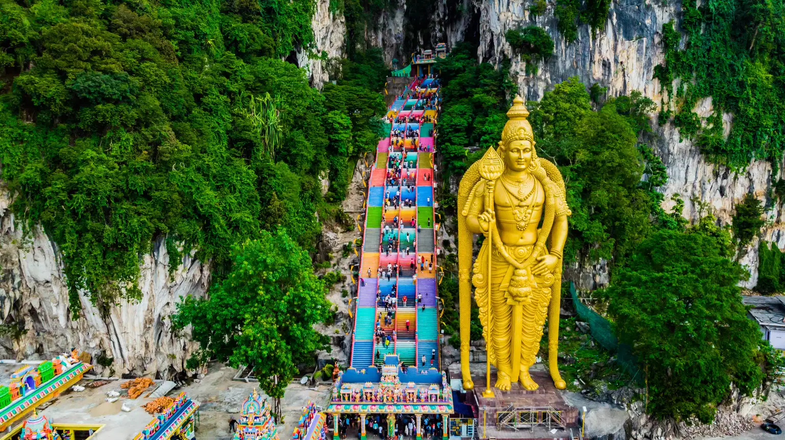 Genting Highlands and Batu Caves Day Tour