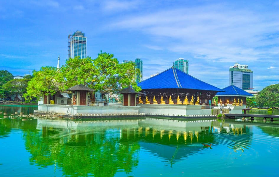 Exclusive PREMIUM Sri Lanka | Romantic Escape Image