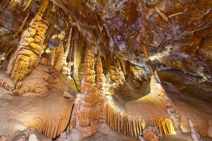 Jenolan Caves