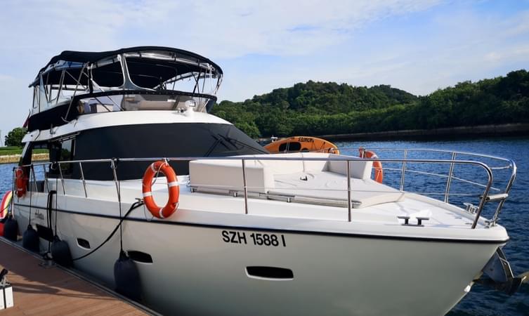 Yacht Rental in Singapore 