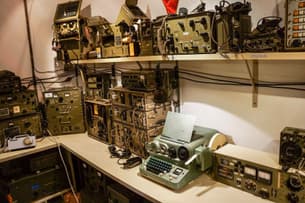 D6qp2lbxgmt53m1mnmx6scl0hh6y witness%20the%20nuclear%20bunker%20and%20various%20stuffs%20inside%20it