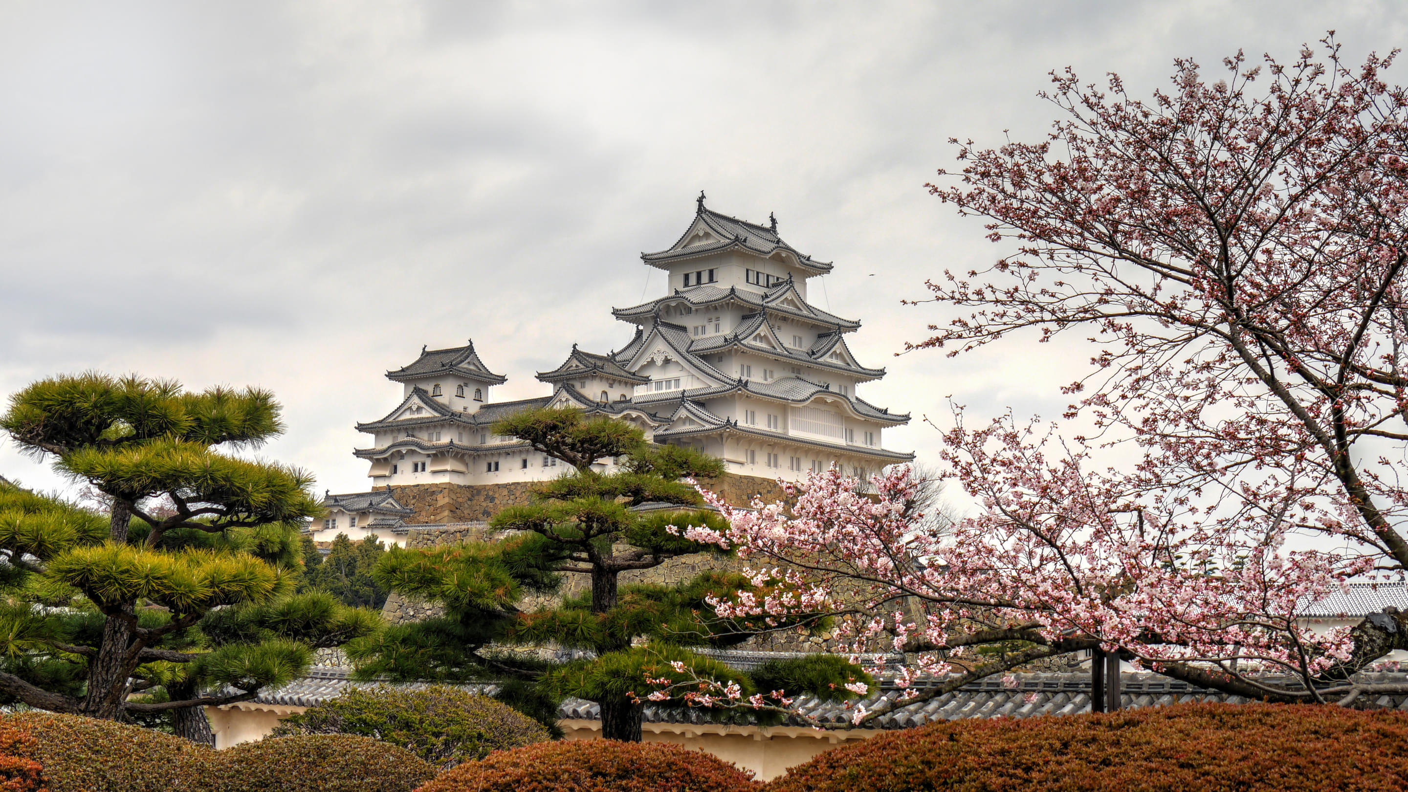 Himeji Castle Overview