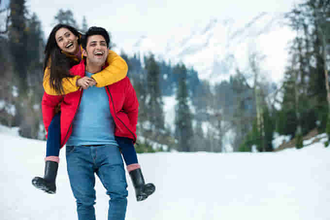 Kashmir Retreat | Romantic Escape to Doodhpathri