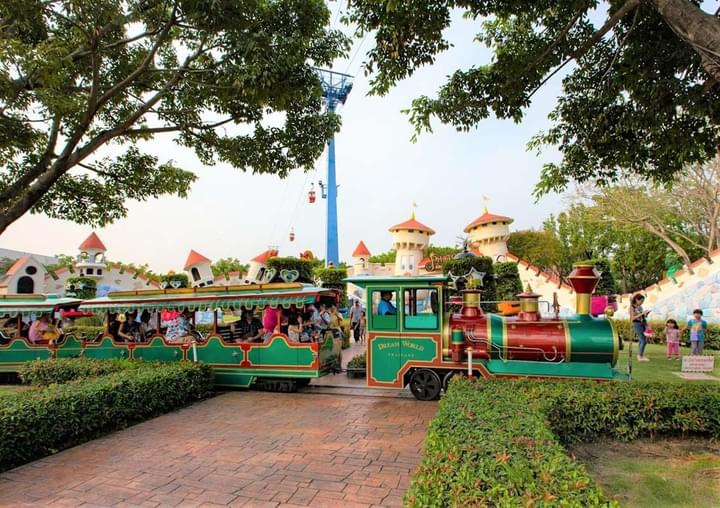 Rides In Dream World Bangkok Get Ready For Some Thrills Rides In Dream World Bangkok Get Ready For Some Thrills
