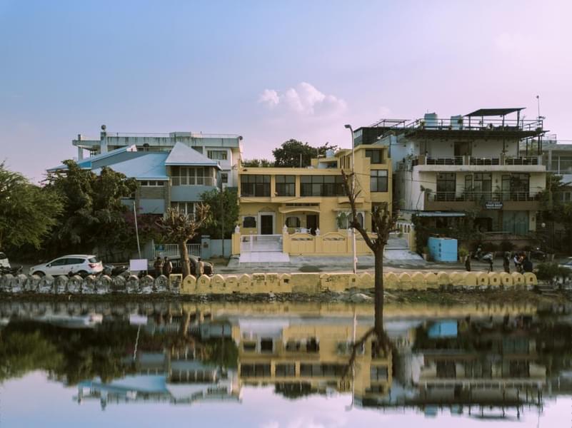 A Lakeside Boutique Homestay In Udaipur Image