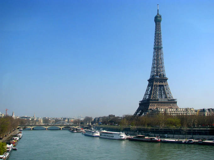 Bir-Hakeim bridge