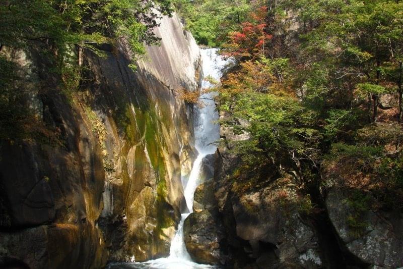 Visit Sengataki waterfall