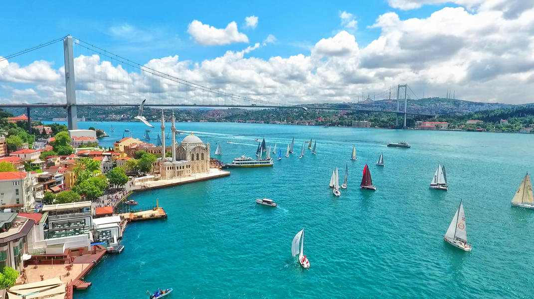 See the best of Bosphorus sea waters