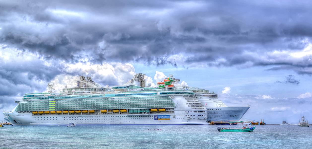 Singapore Royal Caribbean Cruise Package Image