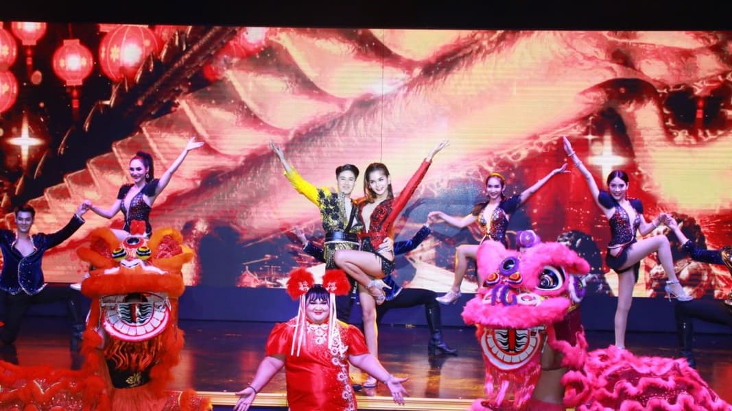 Mirinn Cabaret Show Tickets, Bangkok Image