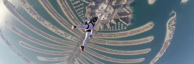 Skydiving in Dubai