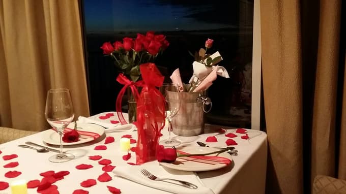 Private Movie and Romantic Dinner At Hyatt Place Gurgaon