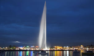 Dlb33p9186ran7hspclul8w9ae29 illuminate the fountain%20(1)