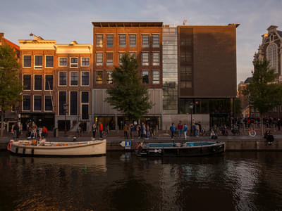 Visit the Anne Frank Museum House in Amsterdam 