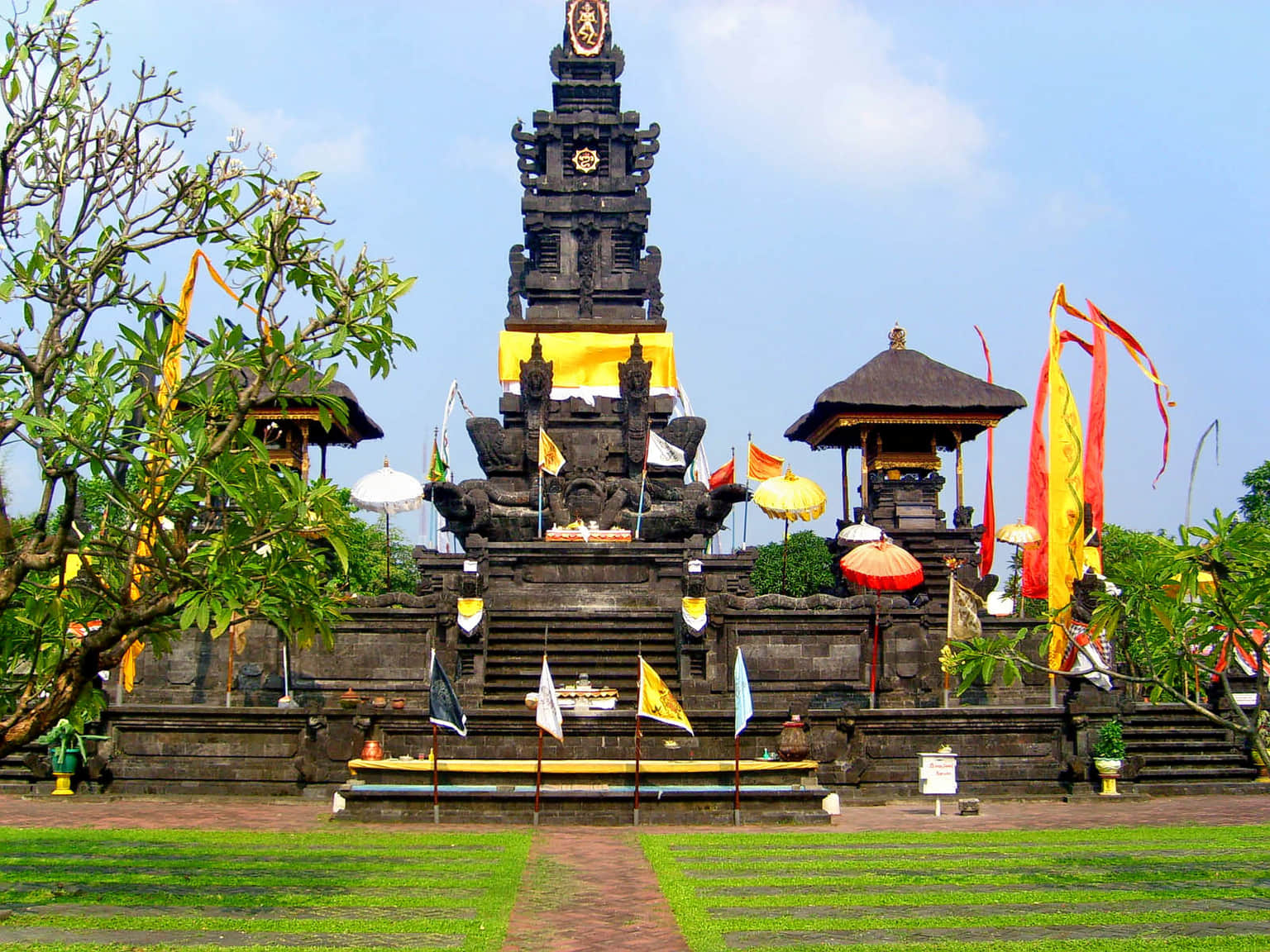 Sakenan Temple