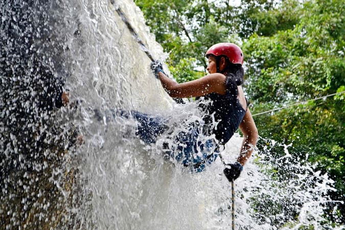 Dp68re8gn0t60ybwye6tnk2chwpo waterfall rappelling 2 r