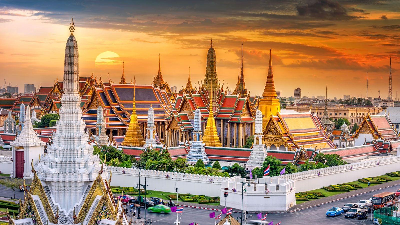 Visit Grand Palace