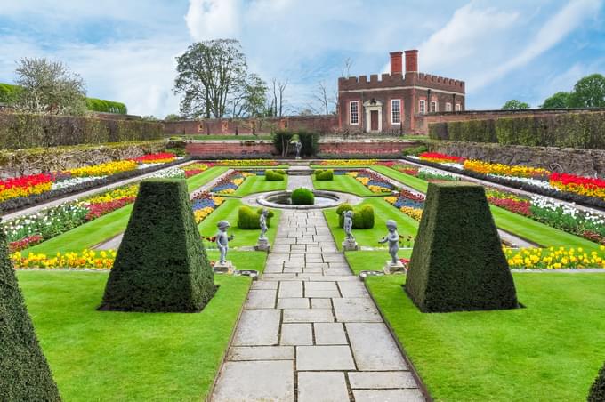 Hampton Court Palace