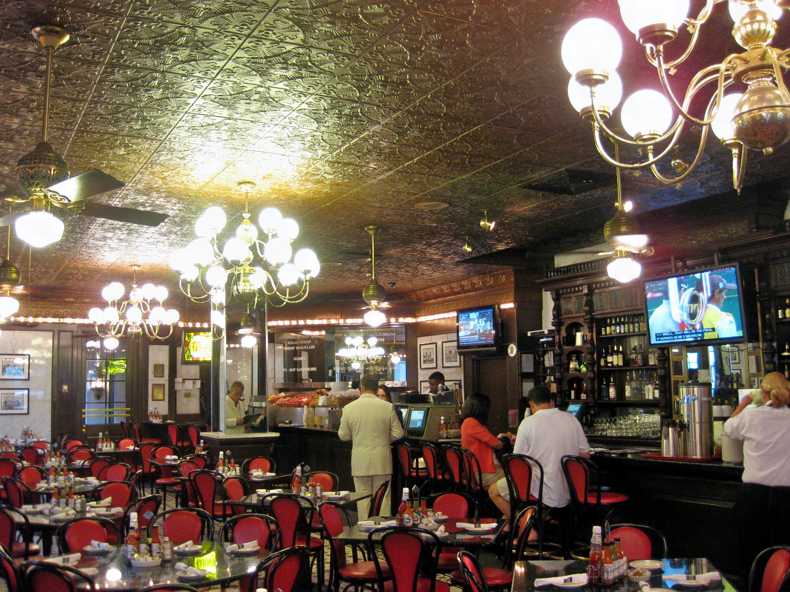 Sharky Bar & Restaurant